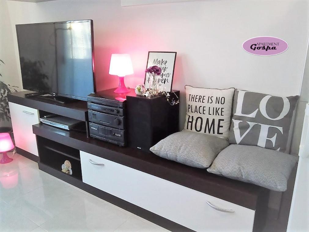 Apartment Gospa Пула Экстерьер фото
